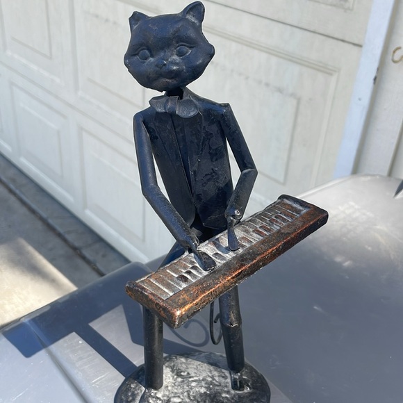 Metallic Fox/Cat Musician Sculpture - Picture 3 of 3